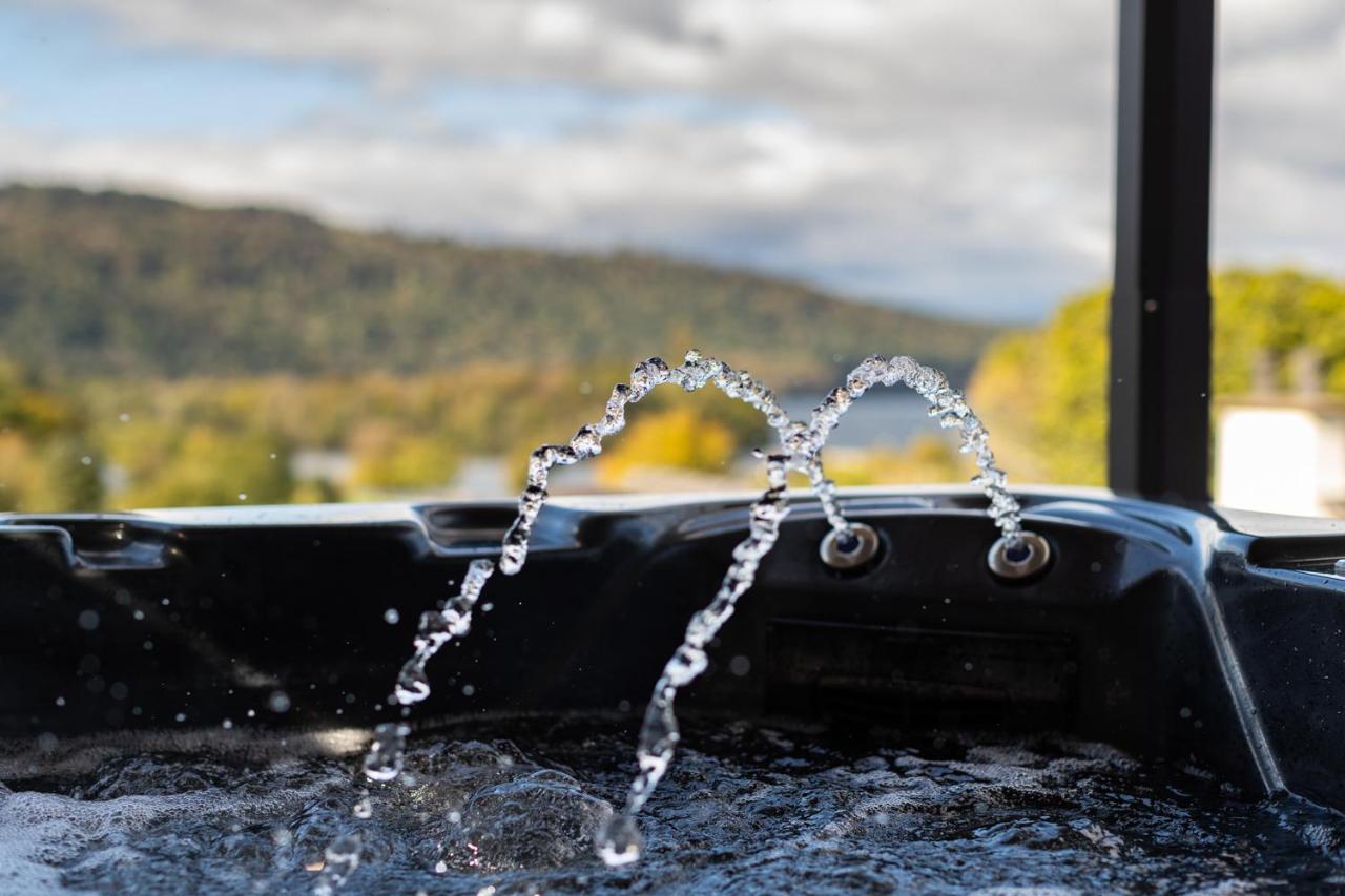 Lakes Hotel & Spa ボウネス＝オン＝ウィンダミア エクステリア 写真 Water fountain